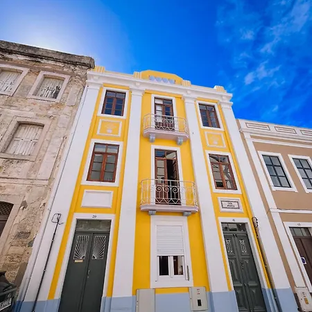 Casinha Amarela Apartamento *