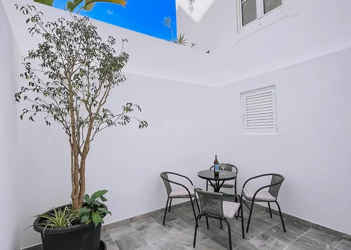 Daire Casinha Amarela